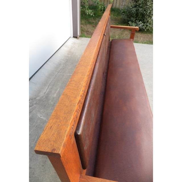 Wood Rare 10ft Arts & Crafts Tiger Oak Leather Bench ~ Train Station or Fraternal Club Seating ~ Limbert / Stickley Craftsman Era For Sale - Image 7 of 18