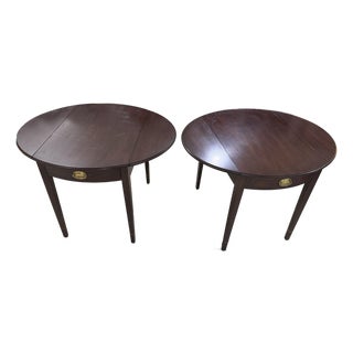 Henkel Harris 1997 Pair of Mahogany Pembroke Tables For Sale