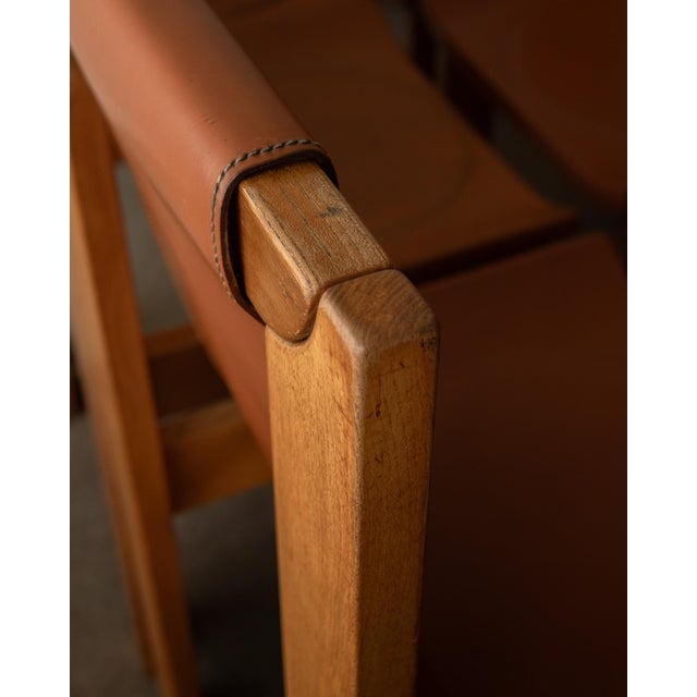 Brutalist Elm and Leather Dining Chairs attributed to Giovanni Luigi Gorgoni for Roche Bobois, 1970s, Set of 7 For Sale - Image 17 of 18
