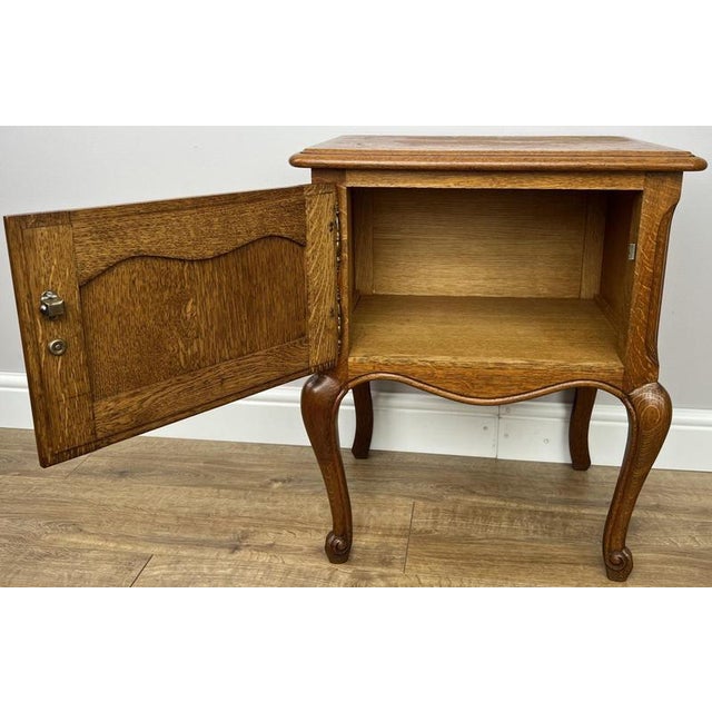 Vintage French Louis Oak Nightstands, Set of 2 For Sale - Image 10 of 15