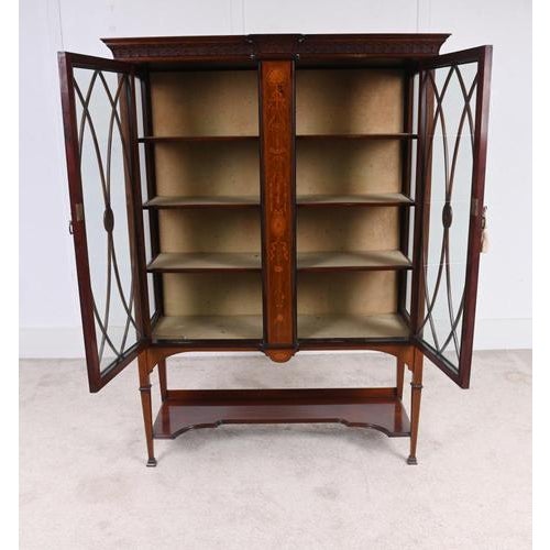 Edwardian Sheraton Revival Inlaid Mahogany Display Cabinet with Glazed Doors, 1890s For Sale - Image 6 of 10