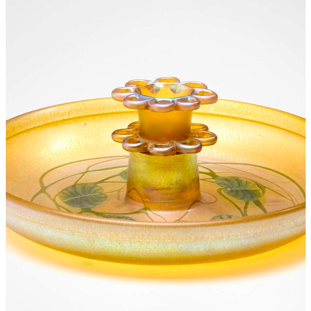 Tiffany Studios “Leaf and Vine” Favrile Glass Flower Bowl Centerpiece With Frog For Sale In New York - Image 6 of 11