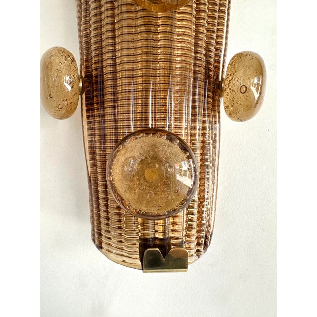 Contemporary Pair of Brass and Murano Glass Macaroons Sconces, Italy For Sale - Image 6 of 12