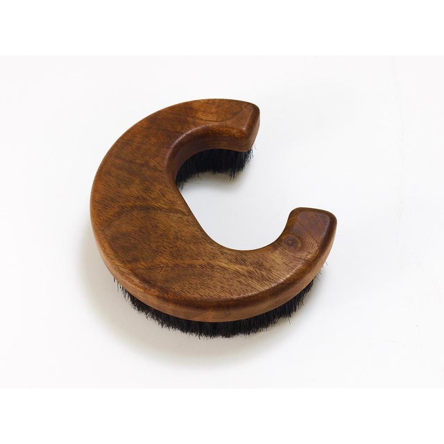 1960s Austrian Walnut Clothes Coat Brush by Carl Auböck, 1960s For Sale - Image 5 of 18