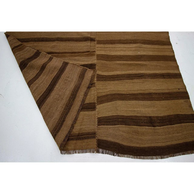 Mid 20th Century 1960s Vintage Brown Striped Turkish Wool Kilim Rug- 5′8″ × 10′1″ For Sale - Image 5 of 7