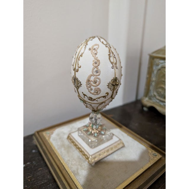 Glass Fabergé-Style Vintage Devotional Goose Egg With Madonna & Child in Glass Display Case For Sale - Image 7 of 8