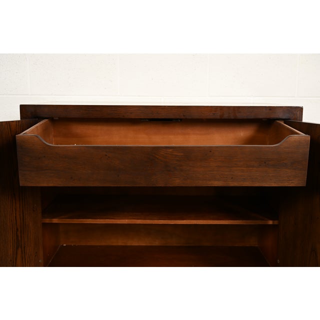 Henredon Mid-Century Hollywood Regency Campaign Oak and Brass Buffet Server or Bar Cabinet For Sale - Image 9 of 17