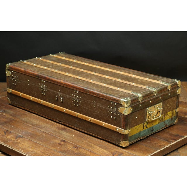 Brown 1st Series Monogrammed Cabin Trunk from Louis Vuitton, 1904 For Sale - Image 8 of 11