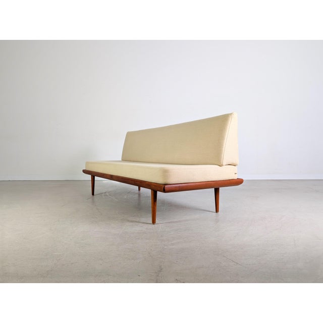 Daybed Sofa by Peter Hvidt & Orla Mølgaard-Nielsen for France & Søn For Sale - Image 5 of 12