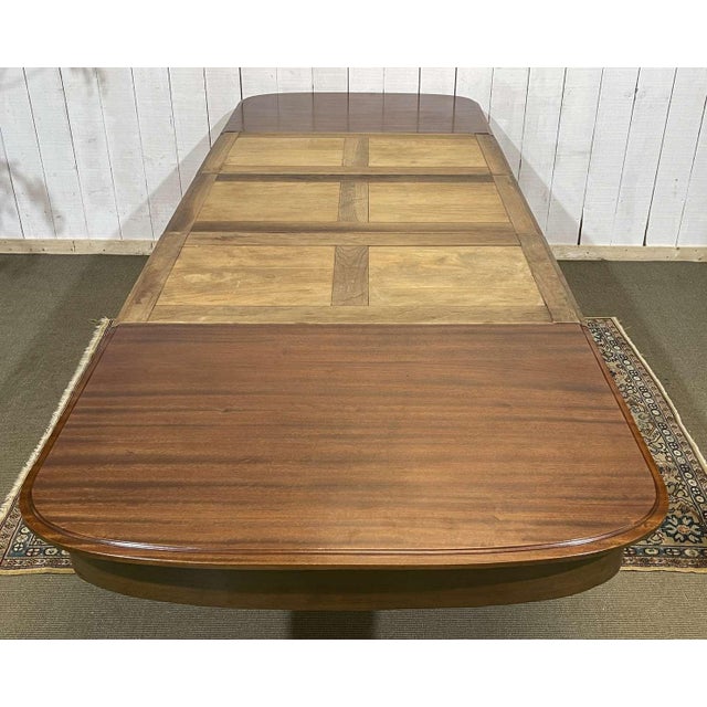 Art Nouveau Mahogany Dining Table in the style of Gustave Serrurier Bovy For Sale - Image 16 of 18