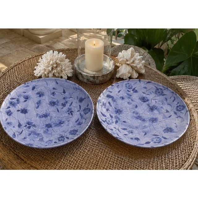 Ceramic A Pair of Vintage Moroccan Safi Hand-Painted Ceramic Platters / Shallow Bowls For Sale - Image 7 of 12