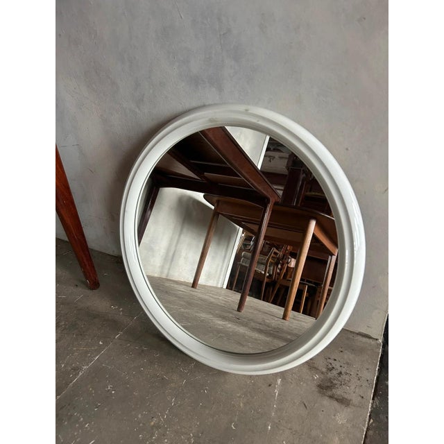 Dutch Space Age Round Wall Mirror with White Plastic Frame, 1970s For Sale - Image 10 of 11