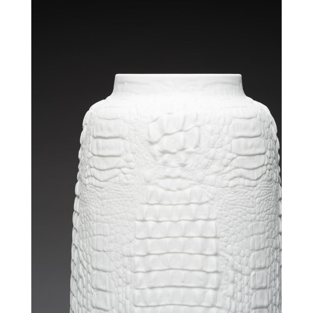 Op-Art Bisque Porcelain Vases with Crocodile Reptile Relief by Manfred Frey for AK Kaiser, 1960s, Set of 2 For Sale - Image 18 of 18