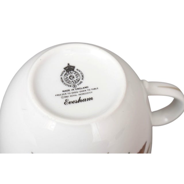 1960s Royal Worcester English Porcelain Evesham Teacups and Saucers by Royal Worcester - 12 pcs For Sale - Image 10 of 10
