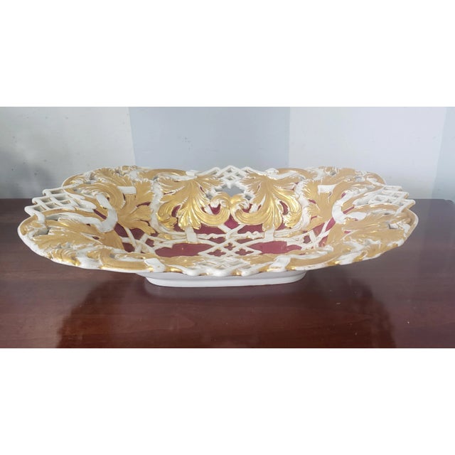 Rococo 18th Century Large Meissen Gilt and Rose Du Berry Braided Porcelain Bowl For Sale - Image 3 of 12