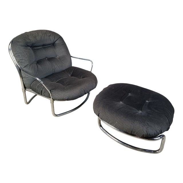 Set of Model 915 Lounge Chair with Ottoman attributed to Carlo De Carli for Cinova, 1970s For Sale