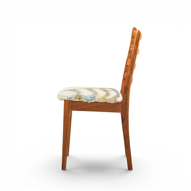 Dyrlund Style Mid Century Rosewood Dining Chairs - Set of 6 For Sale - Image 9 of 10