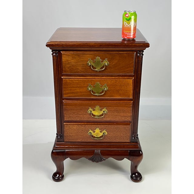 Vintage Continental Furniture Co. Queen Anne Style Mahogany 4-Drawer Bedside Chest For Sale - Image 16 of 16