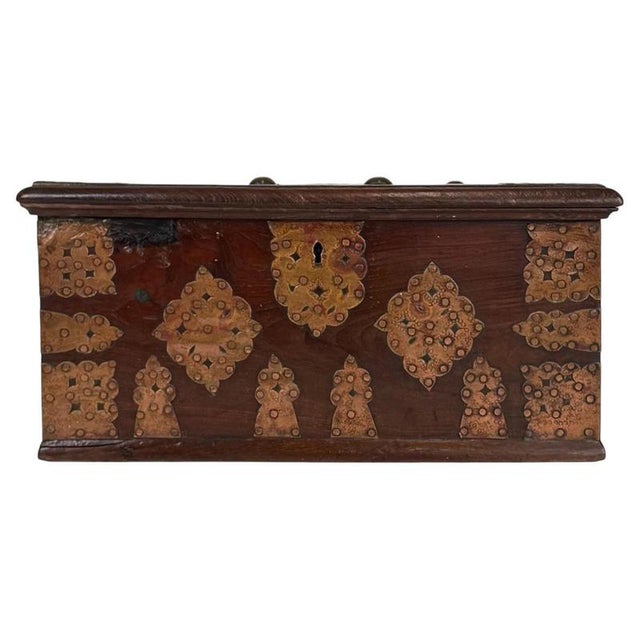 19th Century Antique English Copper and Oak Storage Box For Sale - Image 13 of 13
