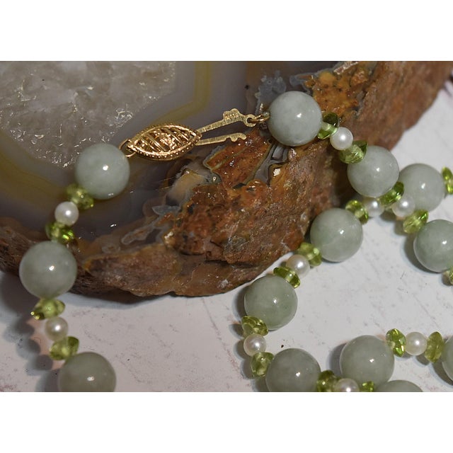 Natural Green Jadeite Beaded Necklace With Pearls and Peridot 14k Gold For Sale - Image 13 of 13