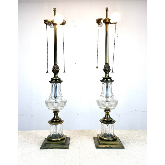 Hollywood Regency 1970’s Stiffel Hollywood Regency Brass & Crystal Table Lamps For Sale - Image 3 of 12