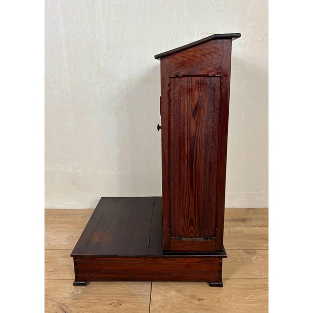 Wood Prayer pedestal in pine with hinged lid and storage compartment, 1920s For Sale - Image 7 of 9