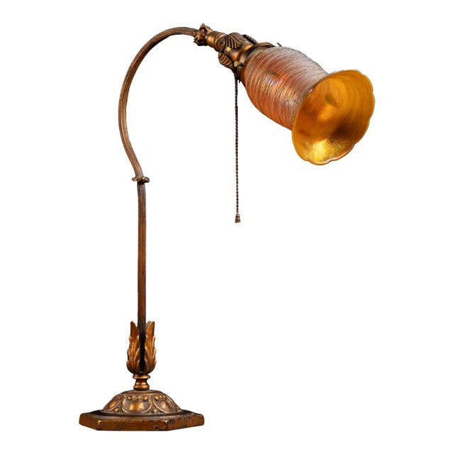 1900s Art Nouveau Table Lamp With Signed Quezal Art Glass Shade For Sale