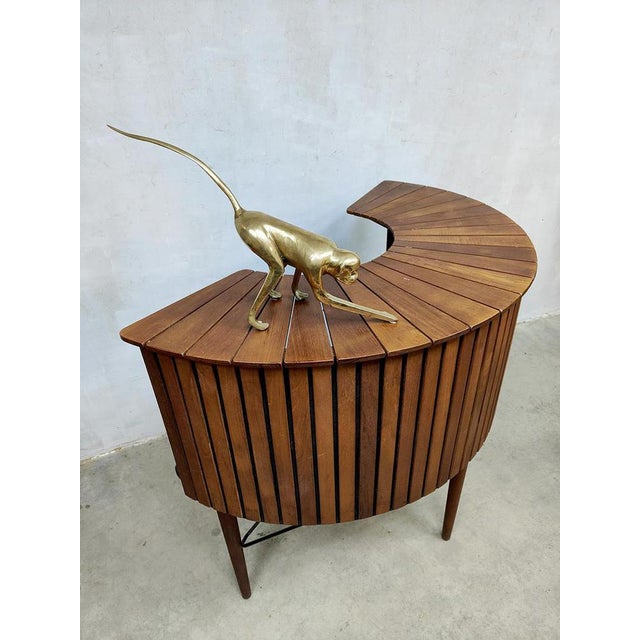 Vintage Slatted Cocktail Bar & Stools, 1960s, Set of 3 For Sale - Image 3 of 5
