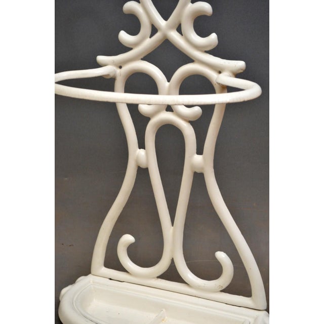 Art Nouveau French Umbrella Stand in Cast Iron with White Enamel Finish, 1900 For Sale - Image 3 of 8