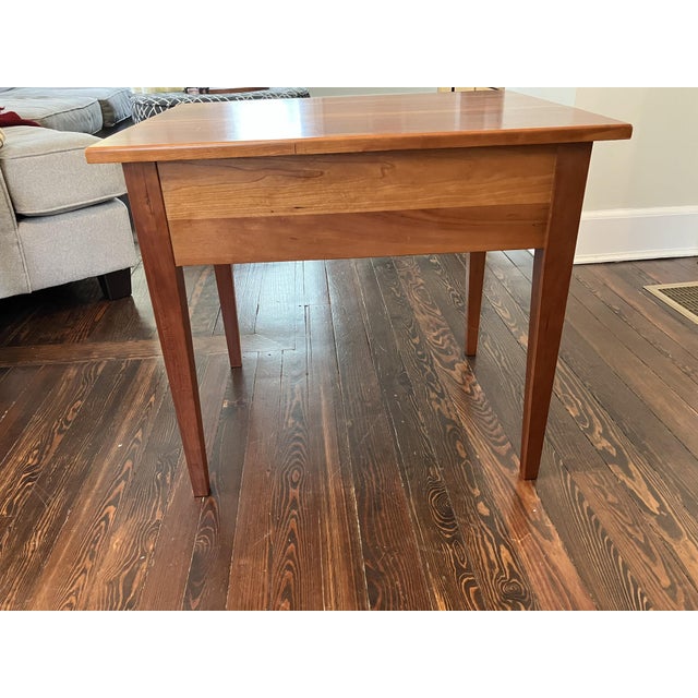 Vintage Hitchcock Solid Wood Single‑Drawer Side Table – Mid‑Century New England Craftsmanship For Sale In New York - Image 6 of 11
