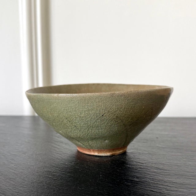 Celadon Ceramic Lotus Bowl Korean Goryeo Dynasty with Tomobako For Sale - Image 12 of 15