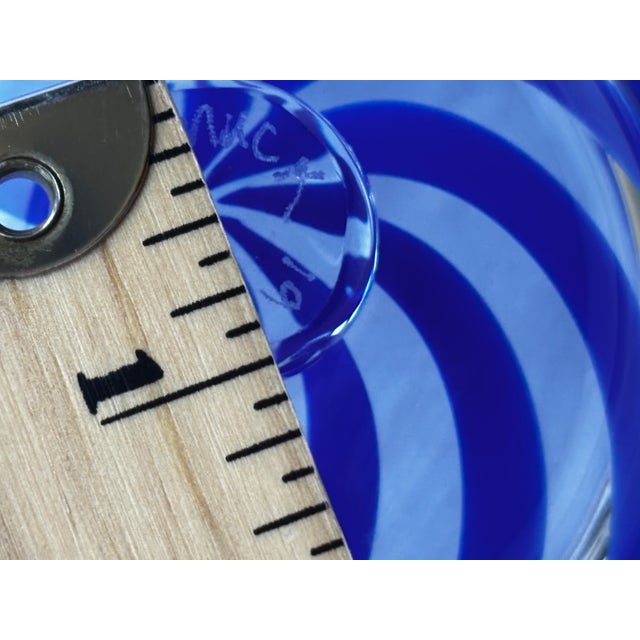 Vintage Johnathon Schmuck Signed Cobalt Blue Swirl Art Glass 94 Lid For Sale - Image 12 of 14