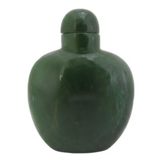 Antique Chinese Spinach Green Jade Snuff Bottle For Sale