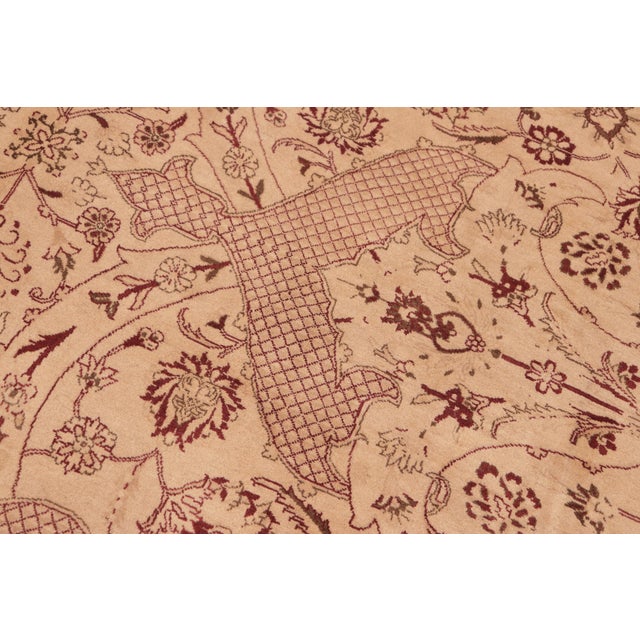 Shabby Chic 1990's Agra Pak-Persian Tan/Red Wool Rug - 8'2'' X 10'4'' For Sale In New York - Image 6 of 9