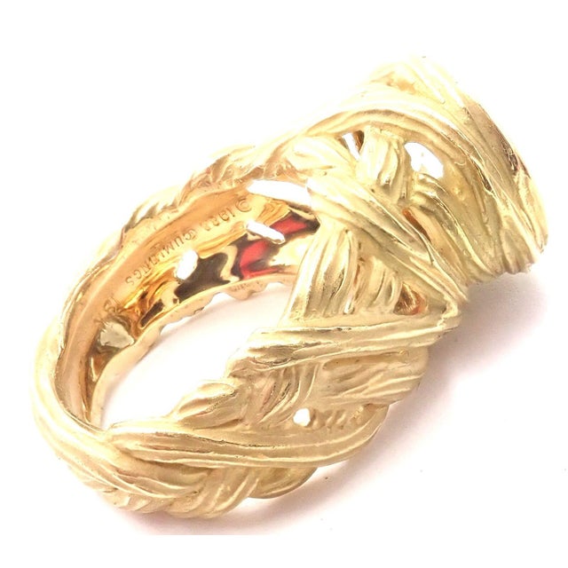 About This Piece: Metal: 18k yellow gold Size: 6 Weight: 16.4 grams Width: 14mm Stones: 1 large round aquamarine 3.50ct...