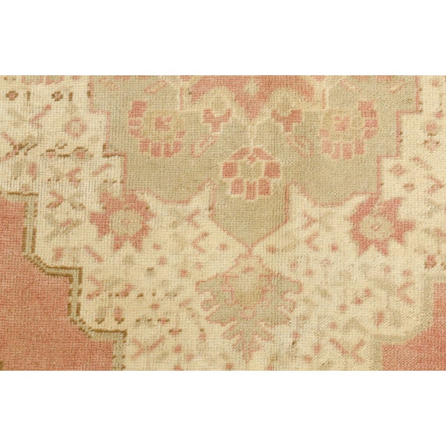 Textile Muted Vintage Turkish Oushak Rug in Dusty Rose, Sand, and Champagne For Sale - Image 7 of 10