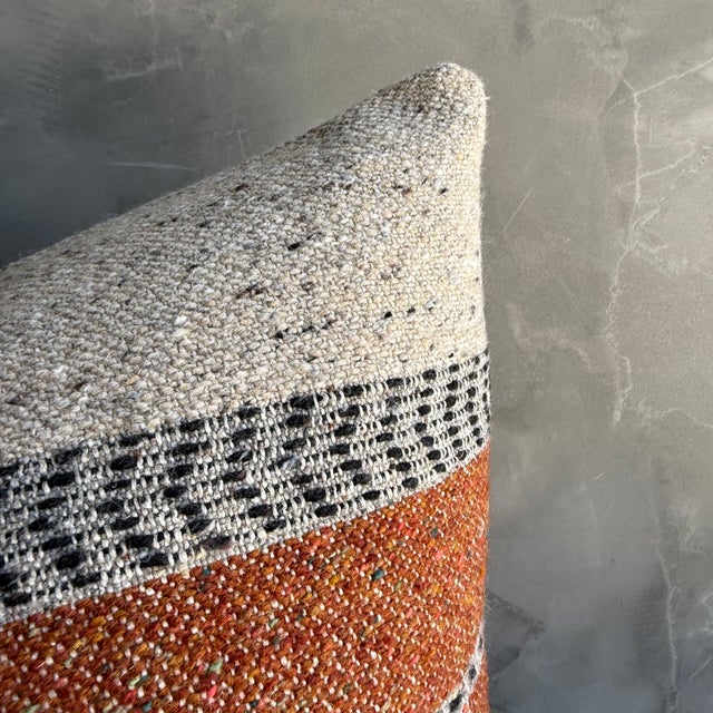 Grey with beige, rust and black stripes. Insert Included. Size: 25" x 25" 49% Wo - 27% Li - 19% Vi - 5% Pa washed finish...