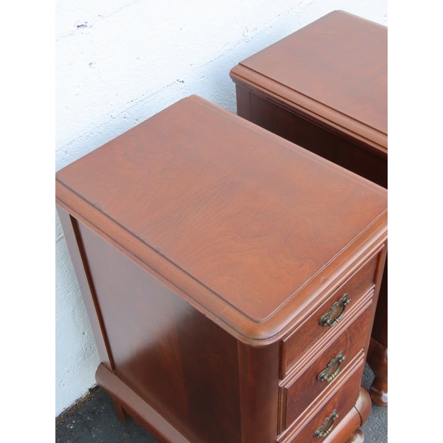 Tall Narrow Queen Anne Burl Walnut Nightstands End Bedside Tables a Pair 6659 For Sale - Image 14 of 18