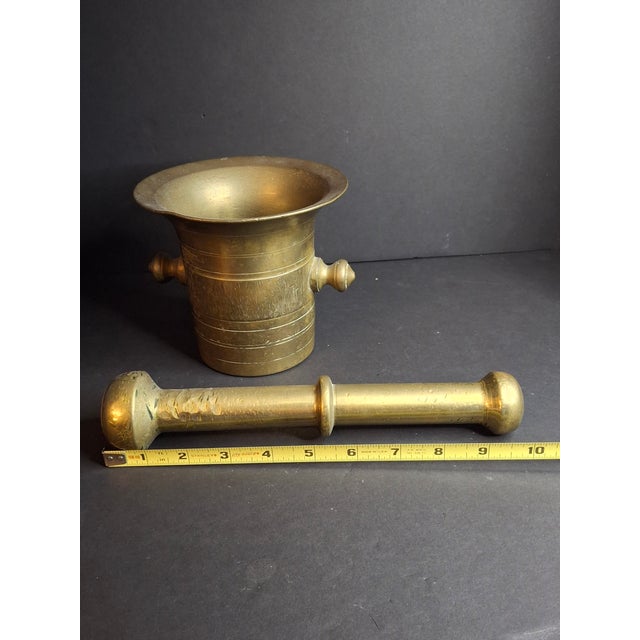 Antique Judaica Brass Mortar and Pestle Set Heavy 7.5lb Heavy Cast Found J. Greenstein Provenance For Sale - Image 4 of 18