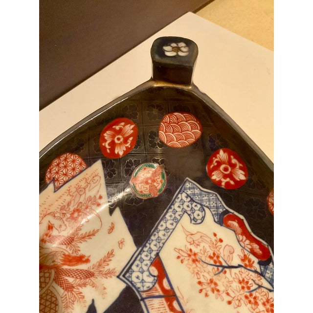 Antique Japanese Imari Porcelain Dish Period: Meiji Era (1868–1912) For Sale - Image 4 of 18