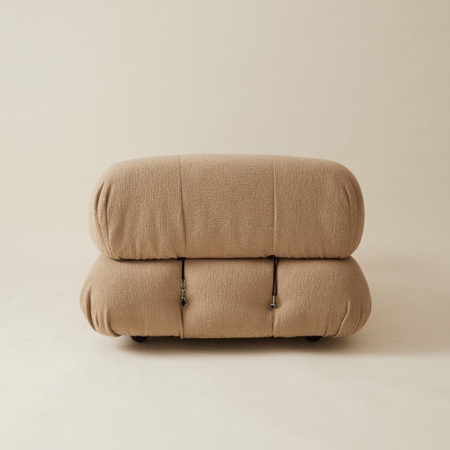 Mid-Century Modern Mario Bellini "Camaleonda" Modular Lounge Chair in Boucle Made by B and B Italia, 1970s For Sale - Image 3 of 5