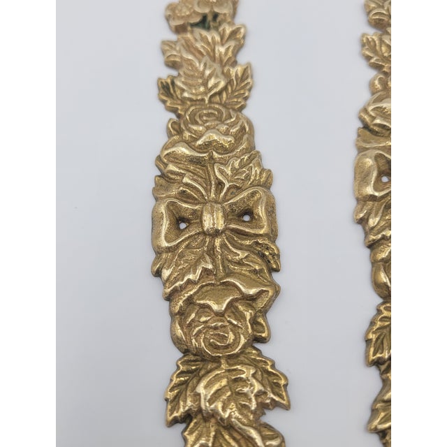 Pair of 1980s Vintage Bombay Co. Brass Floral Bow & Rose Ormolu Appliques For Sale - Image 10 of 11