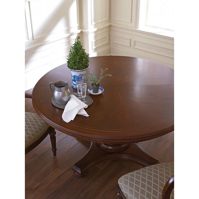 Thomasville Furniture Fredericksburg Whiskey Mahogany Round Dining