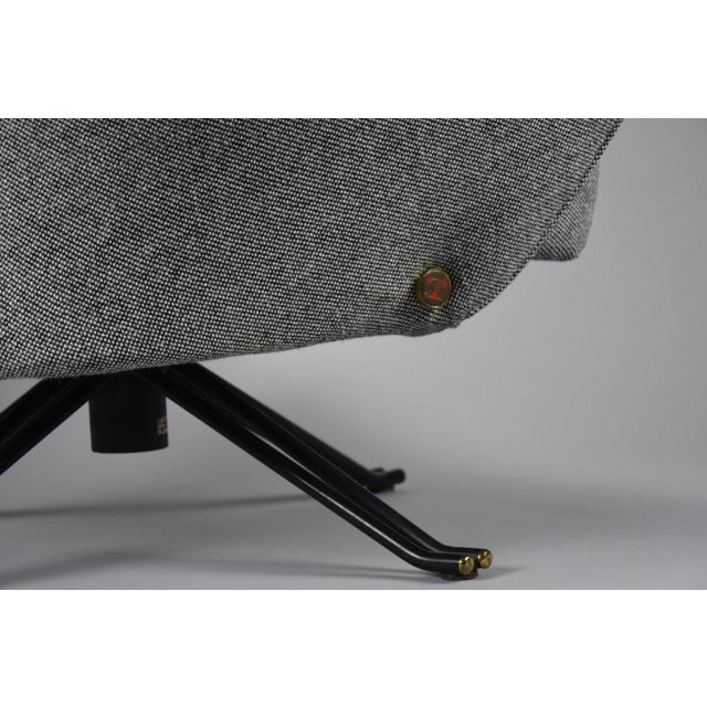 Mid-Century Italian P32 Lounge Chair by Osvaldo Borsani for Tecno, 1960 For Sale - Image 11 of 14