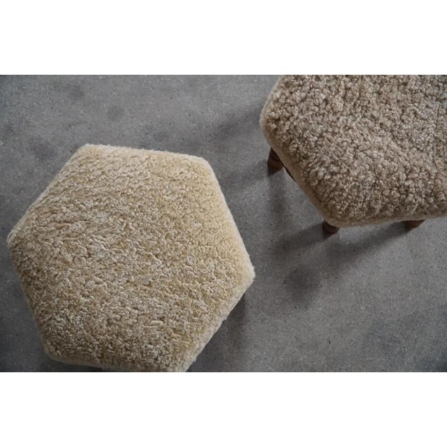 1950s Mid-Century Danish Oak Stools with Hexagonal Seats and Bobbin Legs, 1950s, Set of 2 For Sale - Image 5 of 15