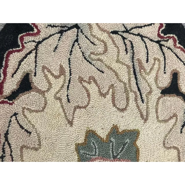 American Vintage Hook Rug, 1950s For Sale - Image 4 of 10
