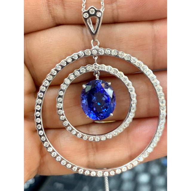 6.7 Carat Tanzanite & 2.5 Ct Diamond Two Circles Pendant/ Necklace 18 Karat Gold For Sale - Image 18 of 18