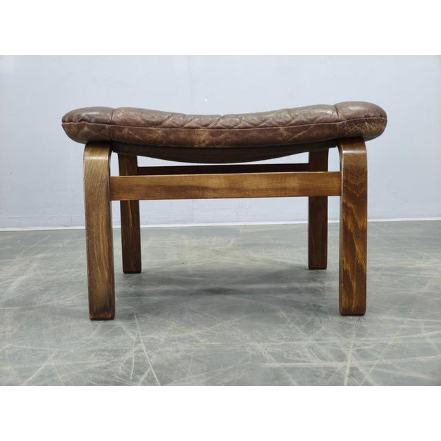 Wood Leather Ottoman attributed to Ingmar Relling for Westnofa, Norway, 1960s For Sale - Image 7 of 12