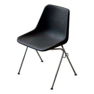 Polyside Chair by Robin Day for Hille, 1970s For Sale