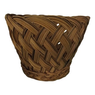 Mid-20th Century Boho Coastal Chic Loop Weave Pencil Reed Basket For Sale